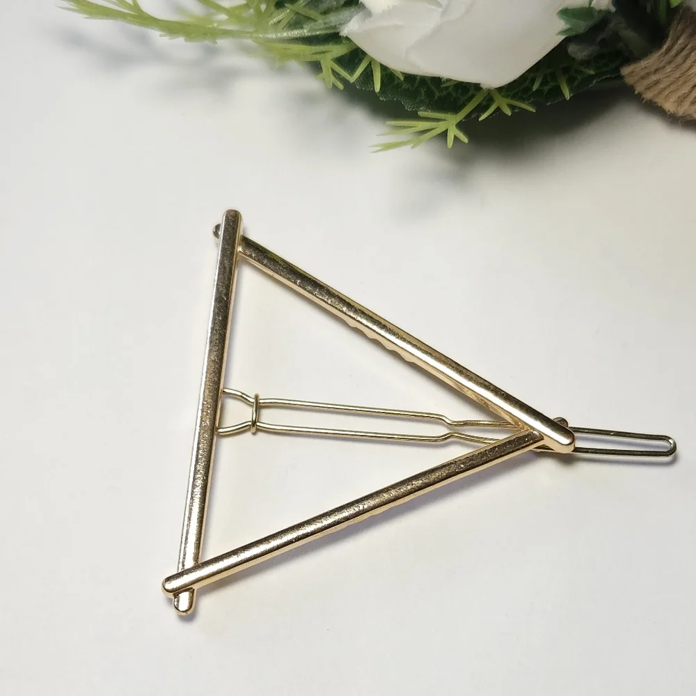 Gold Tone Triangle Hair Barrette
